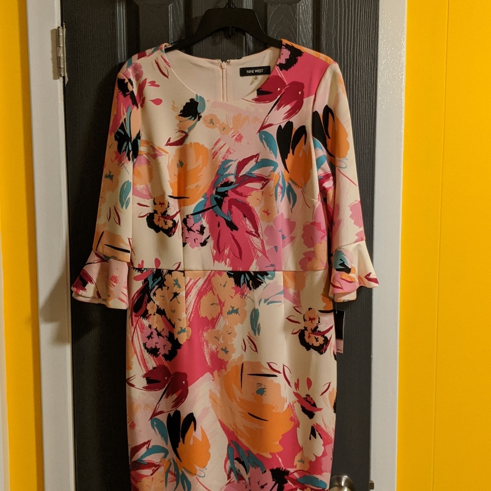 Women's dress